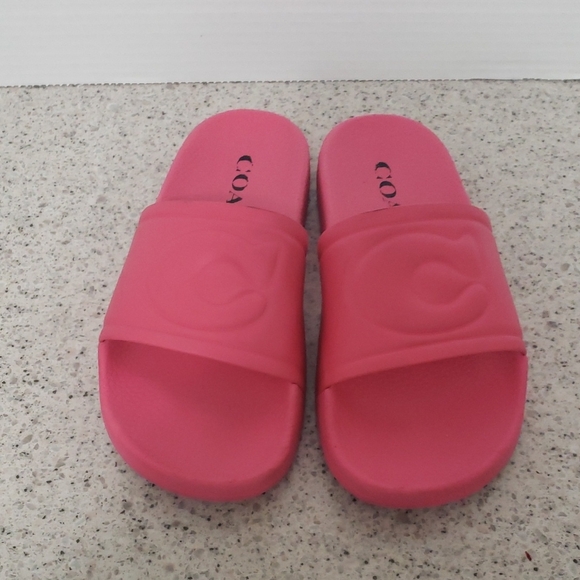 Coach Vibrant Pink Ulla Rubber Slide Sandals - SZ 7 - Gently Used - Picture 1 of 7